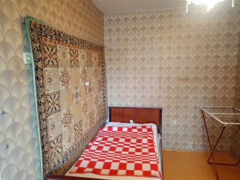 2-к квартира, 7/9 эт., 42м²