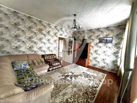 2-к квартира, 2/4 эт., 75м²
