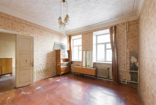 3-к квартира, 1/4 эт., 70м²