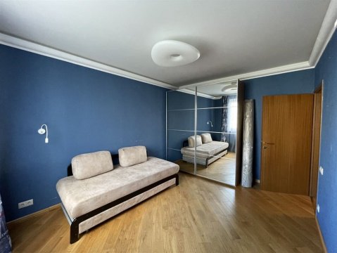 4-к квартира, 9/17 эт., 108м²
