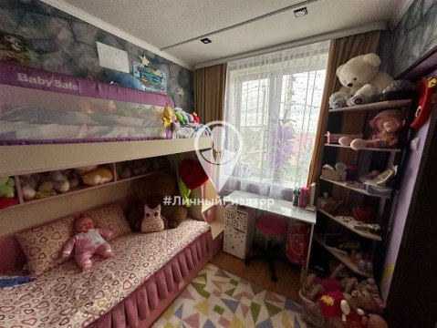 3-к квартира, 2/2 эт., 45м²