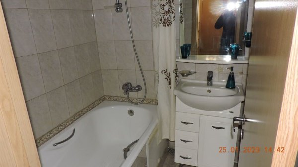 2-к квартира, 7/12 эт., 60м²
