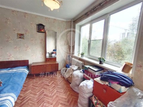 3-к квартира, 4/5 эт., 46м²