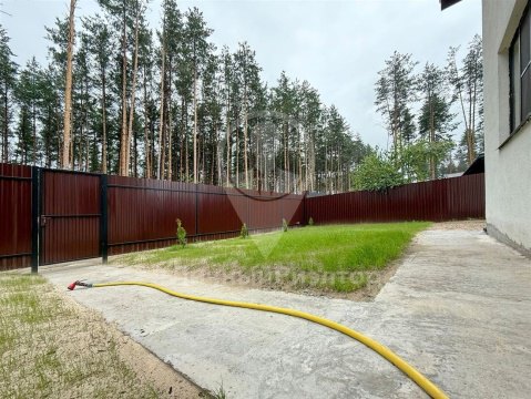 Дом 136м², участок 10 сот.