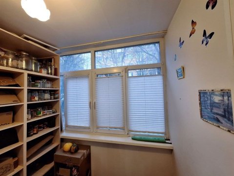 3-к квартира, 1/6 эт., 74м²