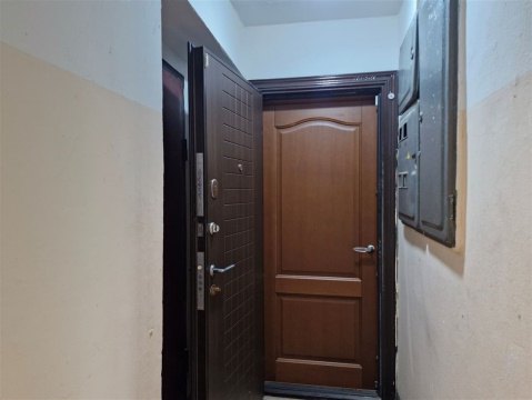 2-к квартира, 2/9 эт., 42м²