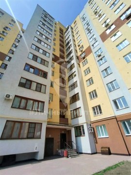 2-к квартира, 4/13 эт., 71м²