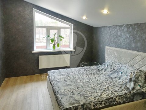 Дом 136м², участок 10 сот.