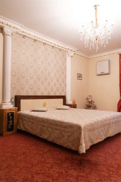 3-к квартира, 2/4 эт., 160м²
