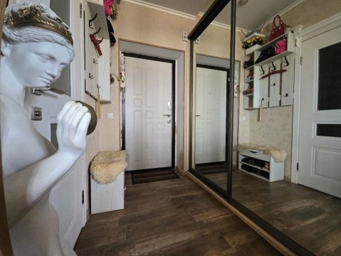 1-к квартира, 5/5 эт., 33м²