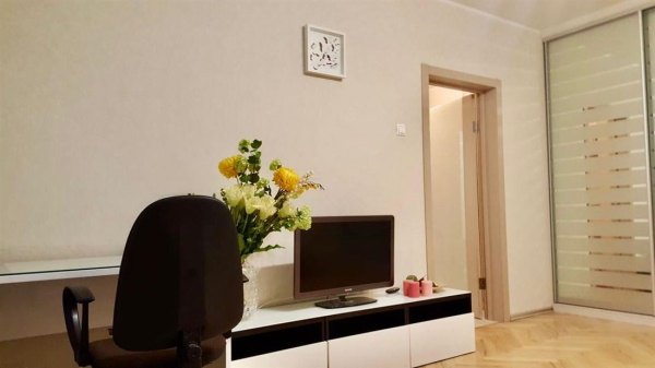 1-к квартира, 7/17 эт., 38м²